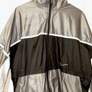 Nike vintage windbreaker